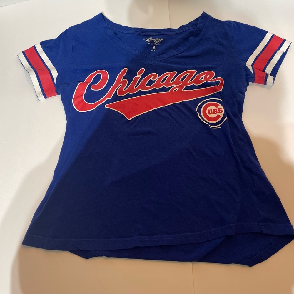 G-111 4 her by Carl Banks Chicago Cubs shirt size Medium